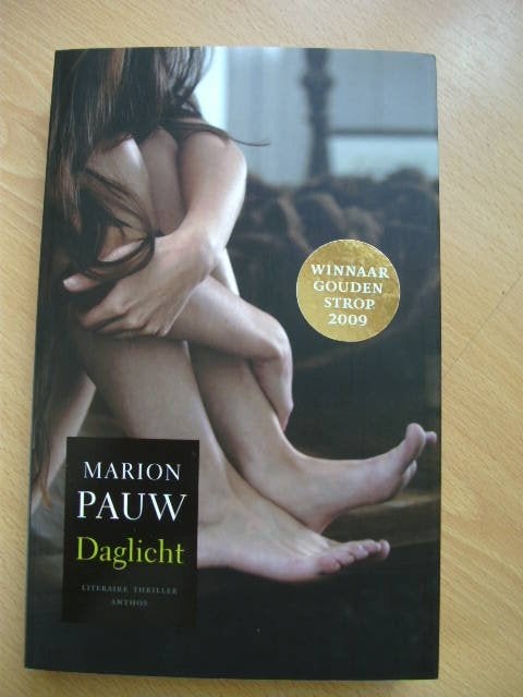 Daglicht, Marion Pauw, Literaire thriller, Ophalen of Verzenden, Zo goed als nieuw