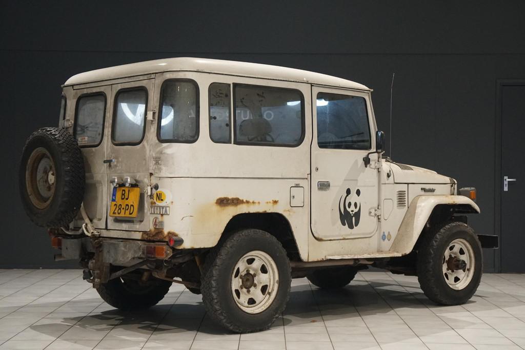 Toyota Landcruiser hardtop d 1984 *BARNFIND* + ORIG. NEDERLA, Auto's, Bestelauto's, 1780 kg, Stof, Gebruikt, 4 cilinders