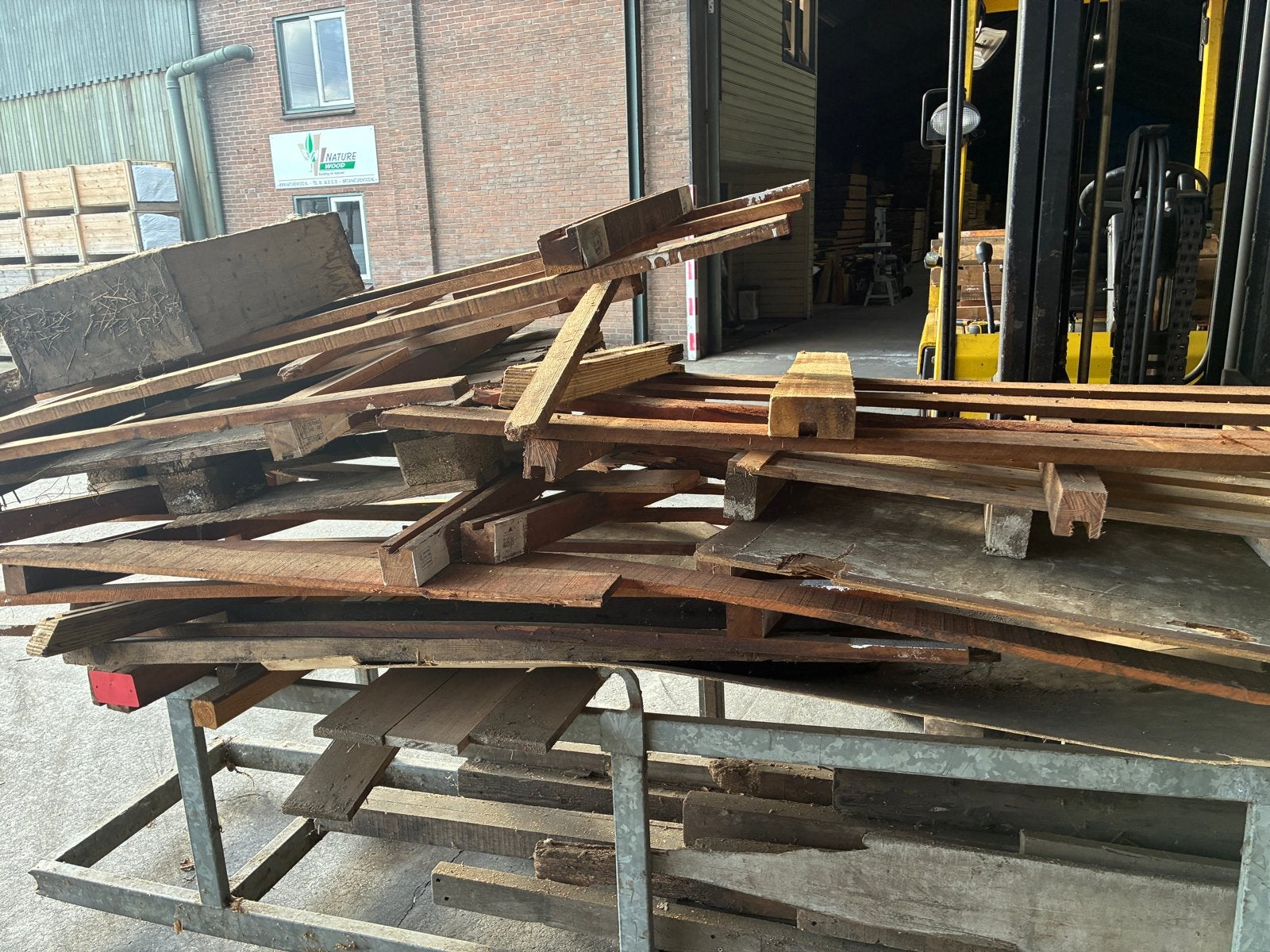 Brandhout en pallets - Partij, Ophalen, Nieuw, 50 mm of meer, Pallet
