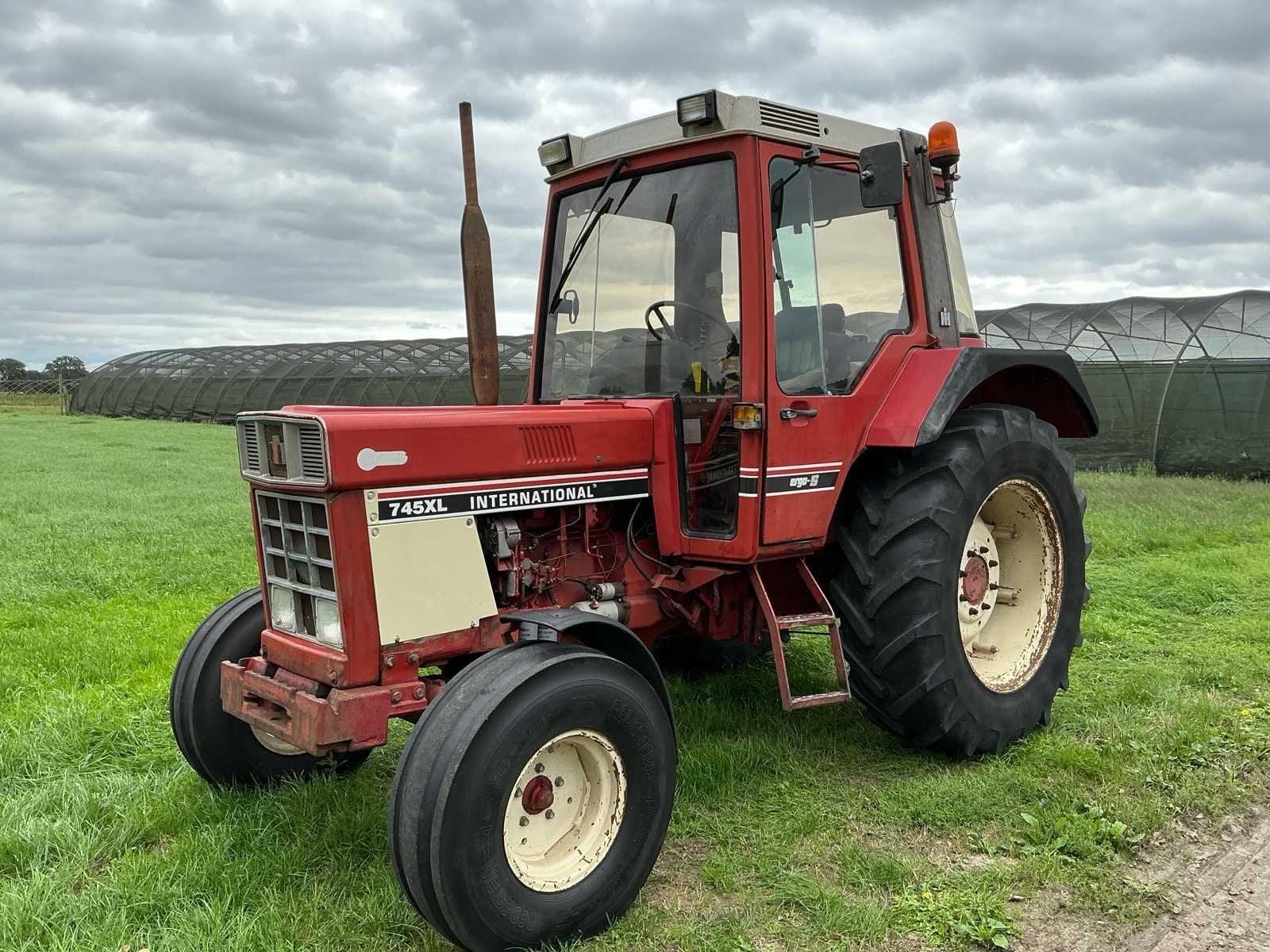1986 International 745XL Ergo-S Tweewielaangedreven landbouw, Gebruikt, Overige merken