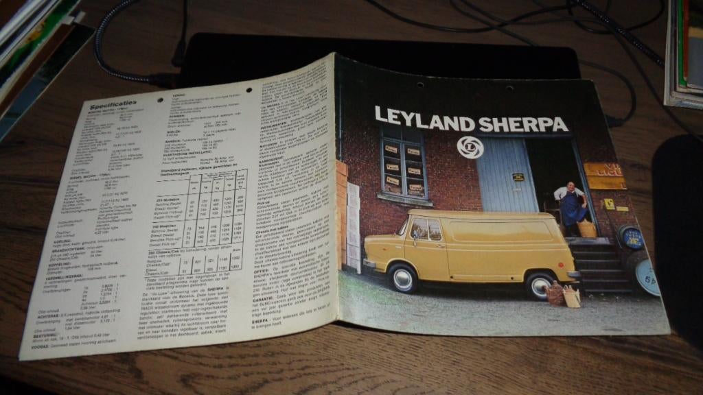 Folder LEYLAND  SHERPA, Verzenden, Gelezen, Overige merken