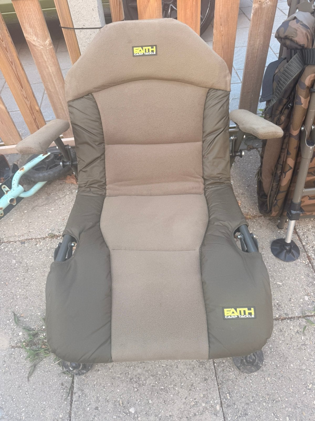 Faith Lounge Chair, Ophalen of Verzenden, Zo goed als nieuw, Overige typen