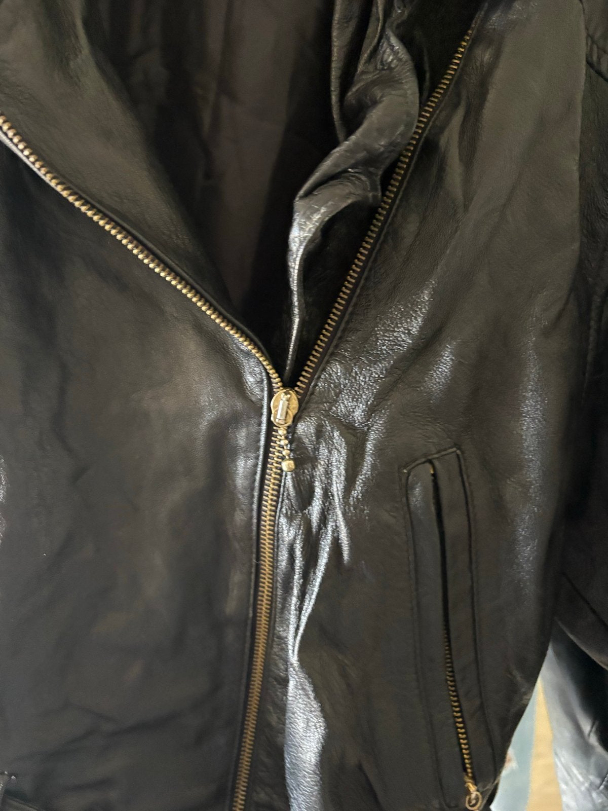 Vintage Versace look-a-like leren jasje met tijgerhoofd stud, Kleding | Dames, Ophalen of Verzenden, Gedragen, Maat 38/40 (M)