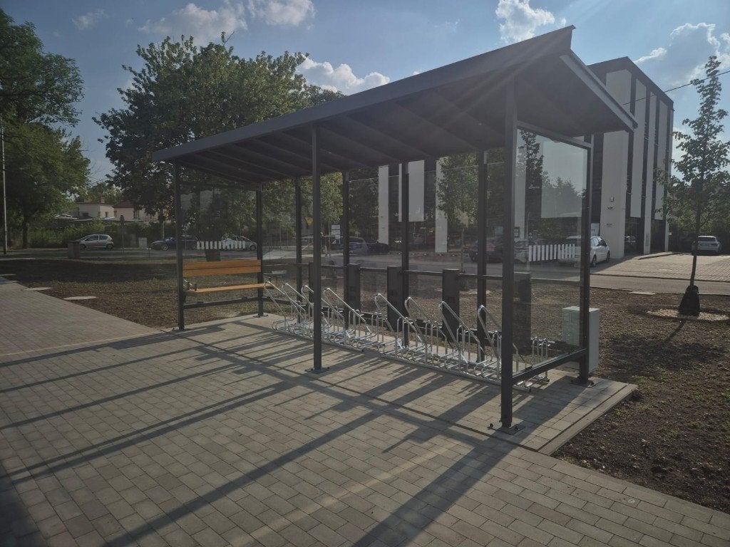 Duurzame fietsoverkapping met oplaadmogelijkheden, Verzenden, Nieuw