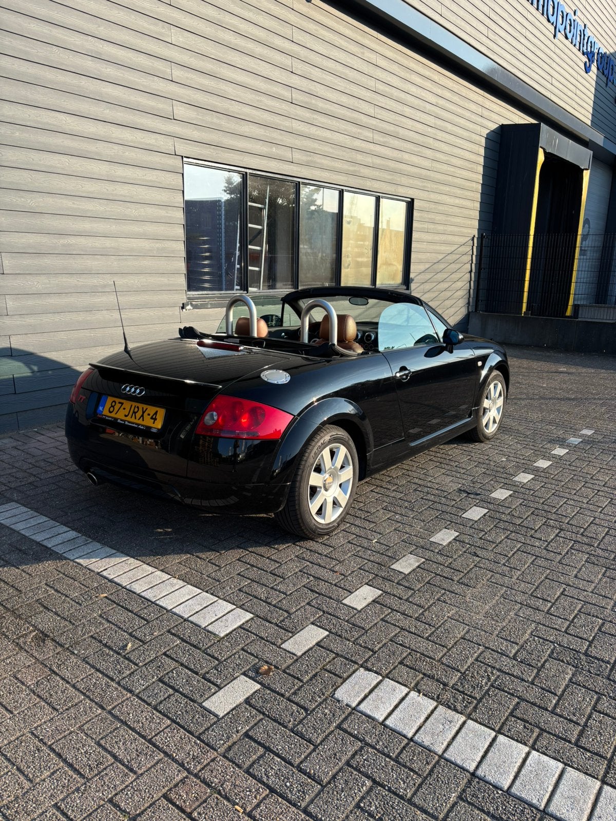 Audi TT 2003 Zwart BEIGE BASEBALL LEDER INTERIEUR, 1370 kg, 4 cilinders, Cabriolet, Zwart