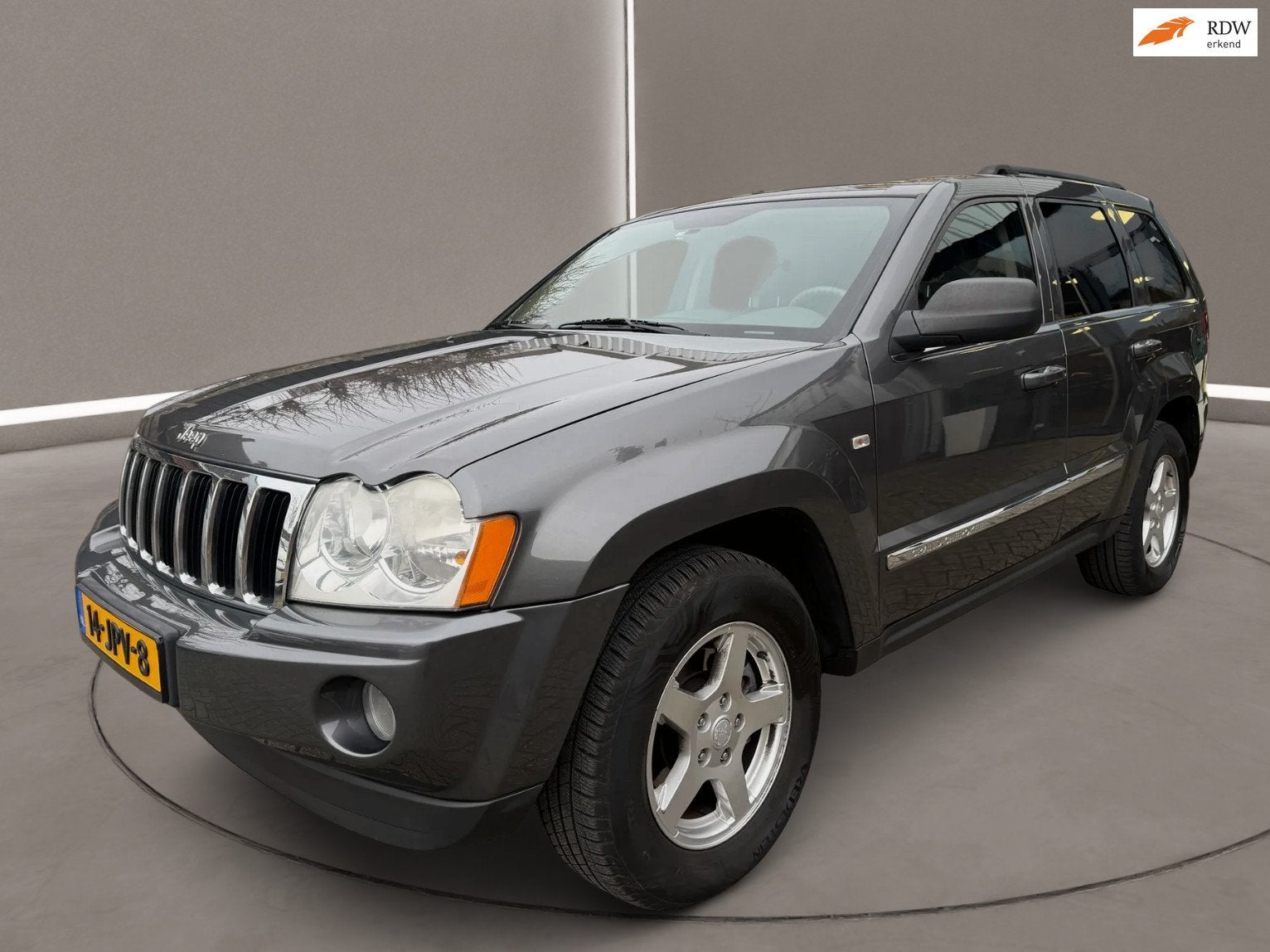 Jeep Grand Cherokee 3.0 V6 CRD Laredo 218 Pk Automaat Airco, Auto's, Automaat, Gebruikt, 2987 cc, Bedrijf
