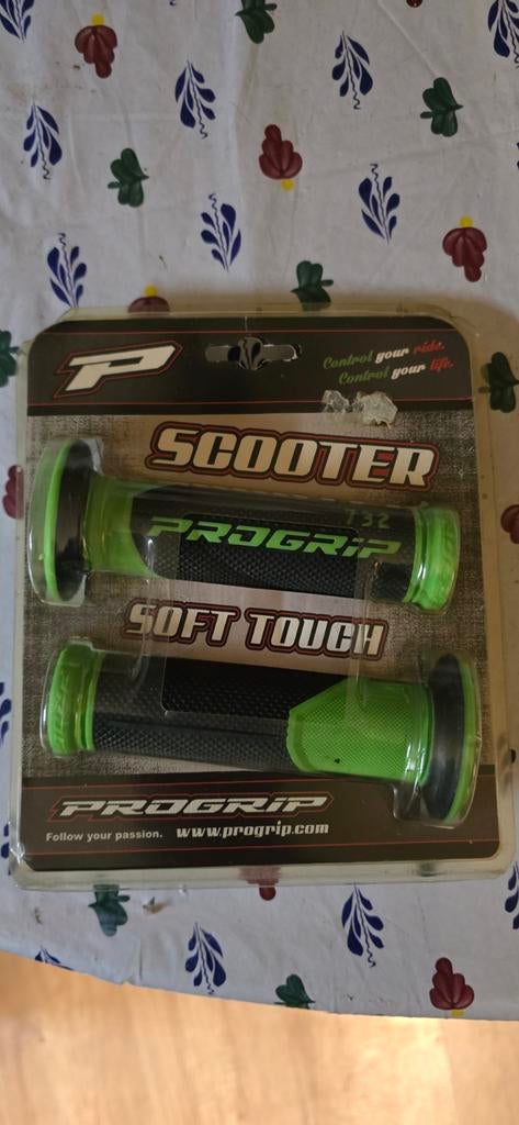 Nieuwe ProGrip Scooter Handvaten - Zwart/Groen Soft Touch, Fietsen en Brommers, Ophalen of Verzenden, Nieuw, Overige typen, Overige merken