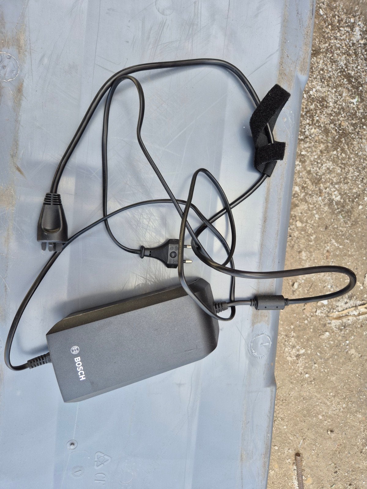 Bosch e bike charger  36-4/230, Ophalen