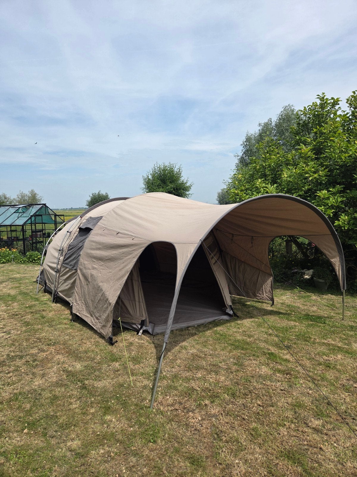 Redwood Aspen Tent 320 - Ruime 4-persoons tent, Ophalen, Zo goed als nieuw, Tot en met 4