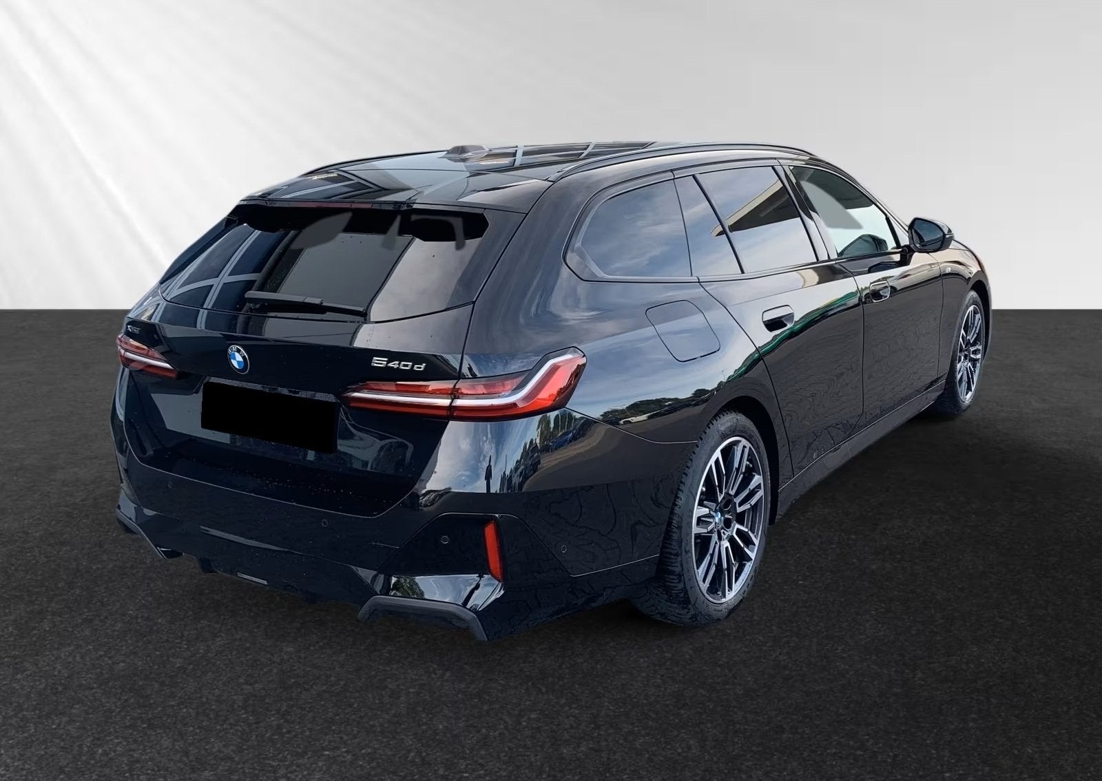 BMW 5 Serie Touring 540d xDrive 286 PK M-Sport ACC Head-Up T, Auto's, BMW, Automaat, 12 maanden, Gebruikt, Zwart