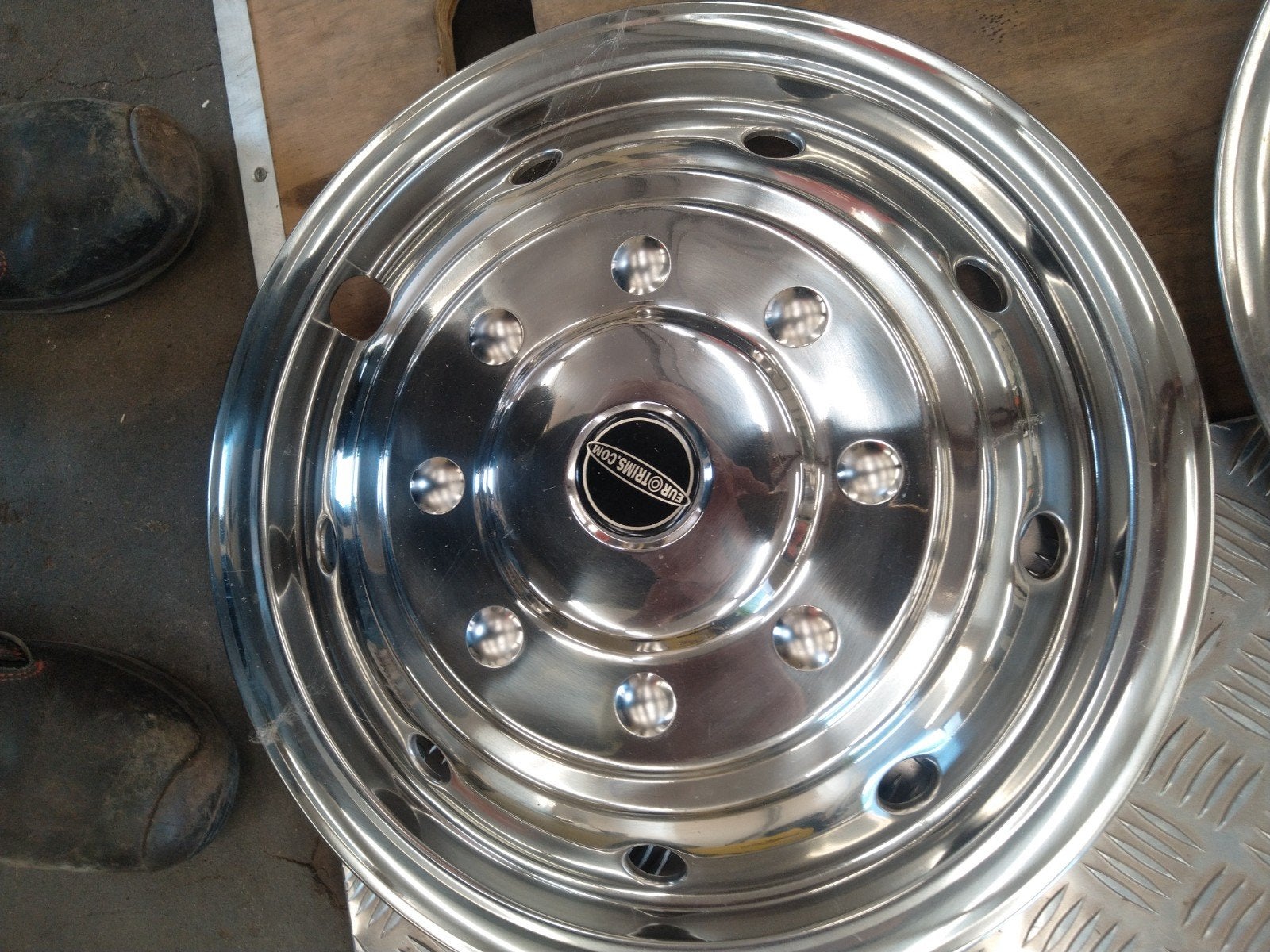RVS wieldoppen 16inch camper of bus., Ophalen of Verzenden, Gebruikt