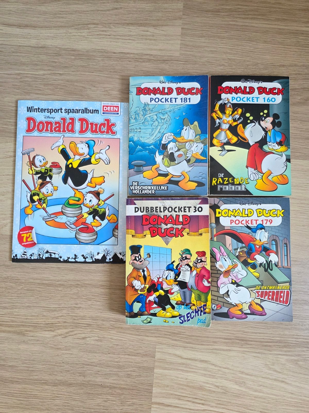5 leuke Donald Duck boeken, Meerdere stripboeken, Ophalen of Verzenden, Gelezen