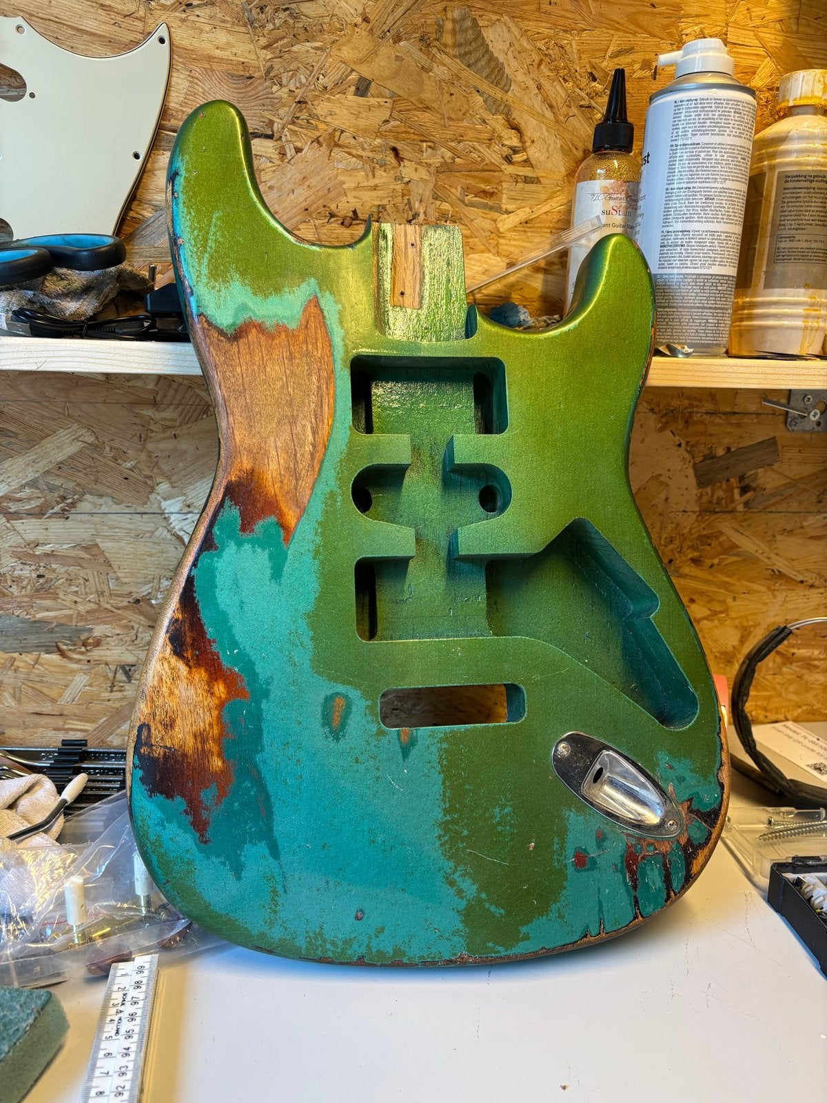 Stratocaster body - Relic finish in Nitro