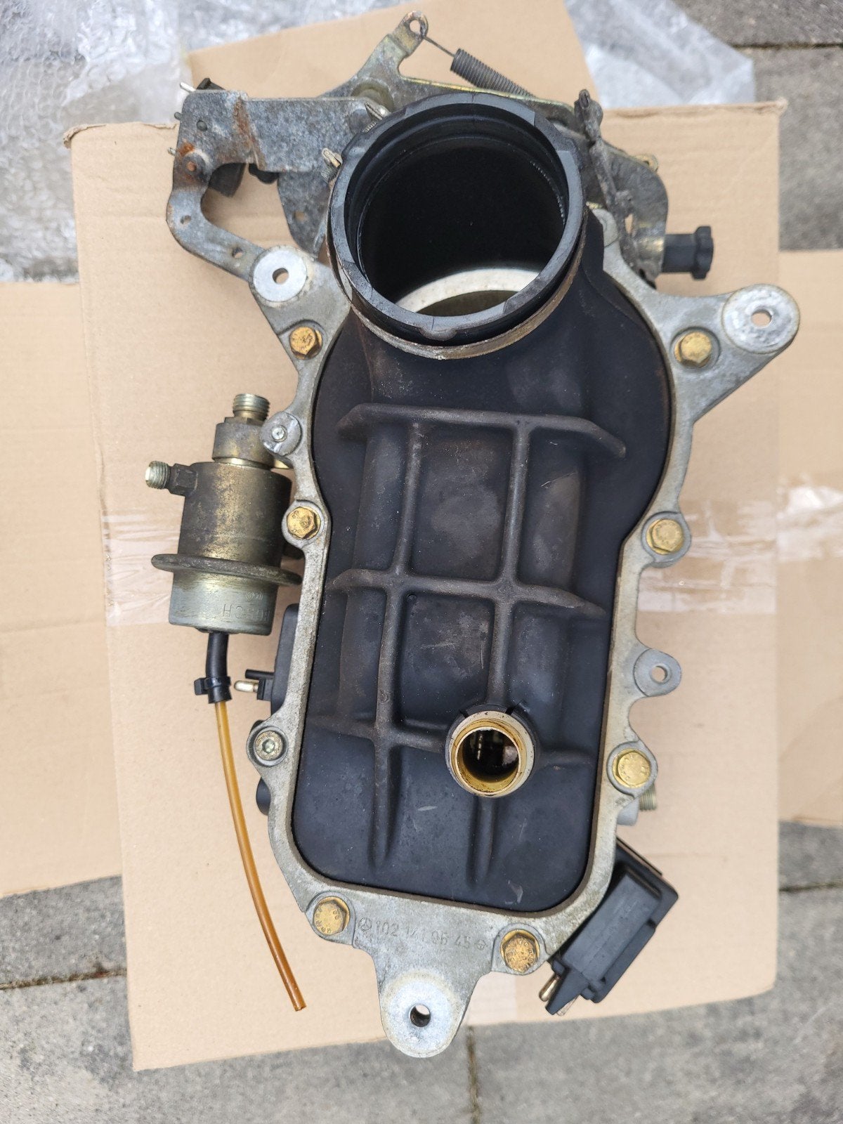Bosch Spinnenkop Luchtweger 0438121043 LM 0008, Ophalen of Verzenden, Gebruikt, Overige automerken