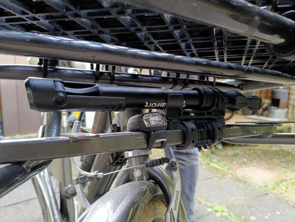 Fietsverlichting set - Voor- en achterlicht, Fietsen en Brommers, Fietsaccessoires | Fietsverlichting, Ophalen of Verzenden