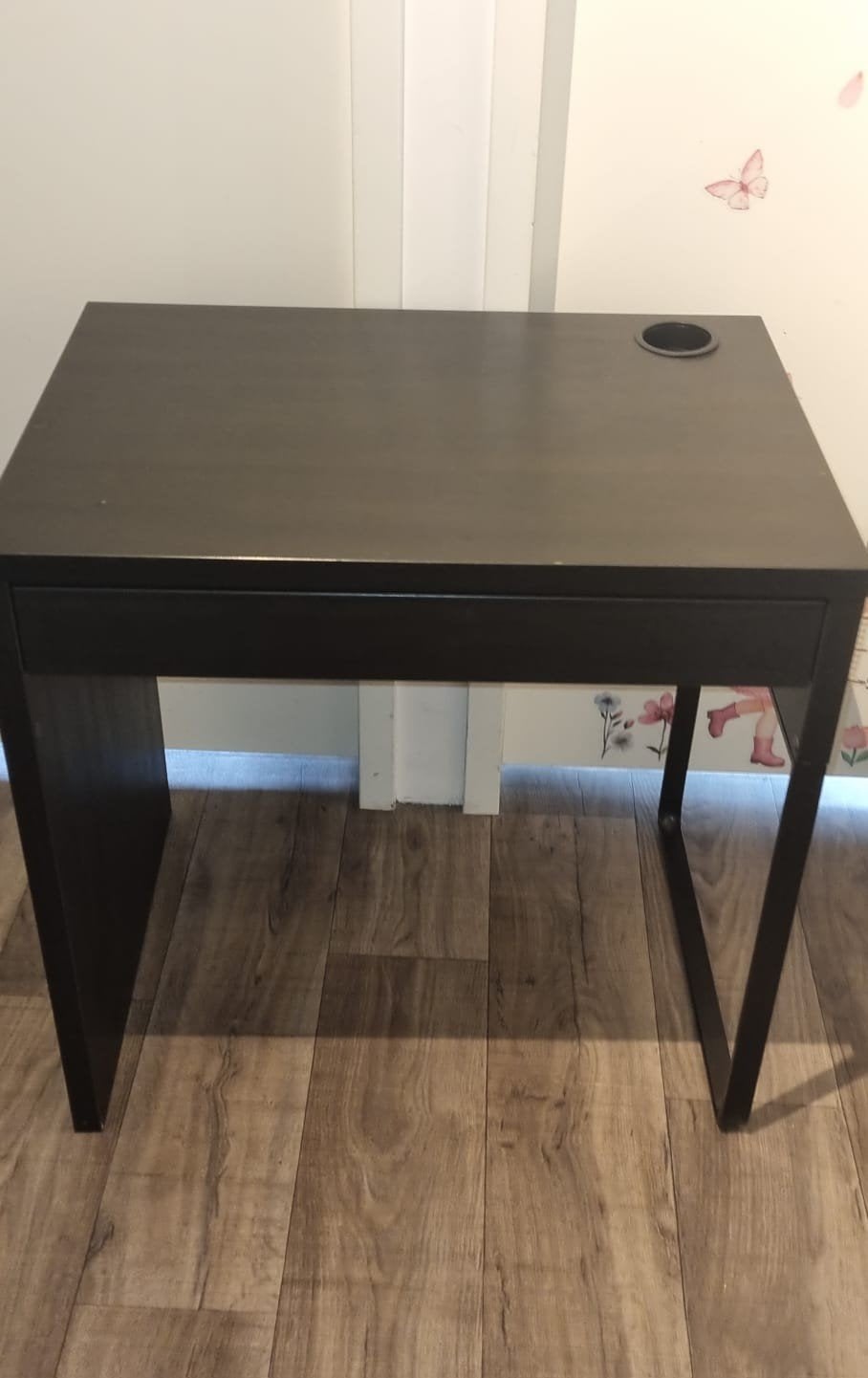 IKEA Micke bureau - Compact en functioneel, Ophalen, Zwart, Gebruikt, Spaanplaat of MDF