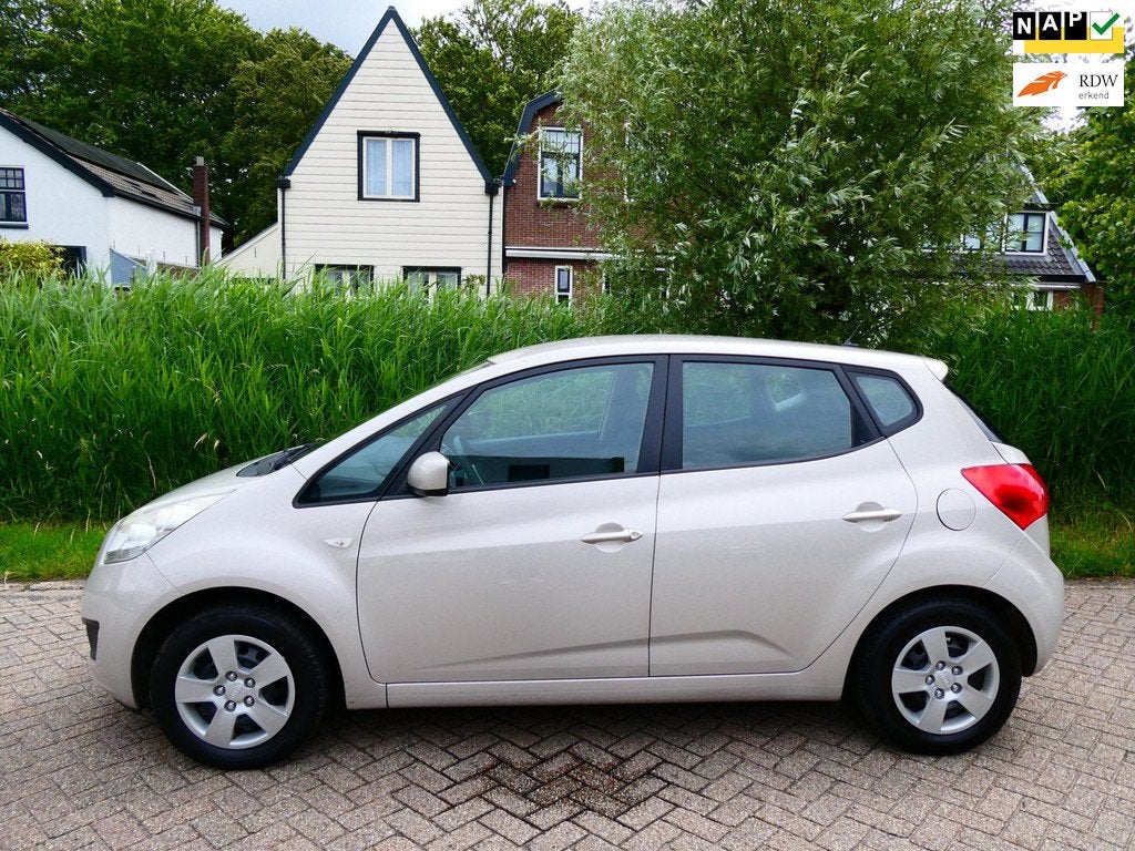 Kia Venga 1.4 CVVT Airco Cruise Navi Trekhaak 1300kg. Hoge i, Auto's, Kia, Voorwielaandrijving, Euro 5, Stof, Gebruikt