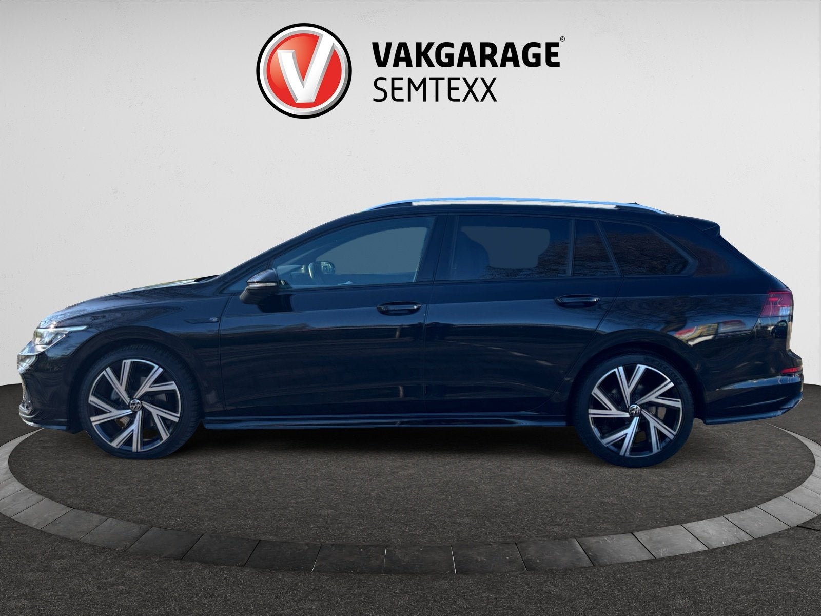 Volkswagen Golf 1.5 eTSI R-Line | Automaat| Clima| Cruise| N, Auto's, Volkswagen, Euro 6, 4 cilinders, 150 pk, Automatische klimaatregeling