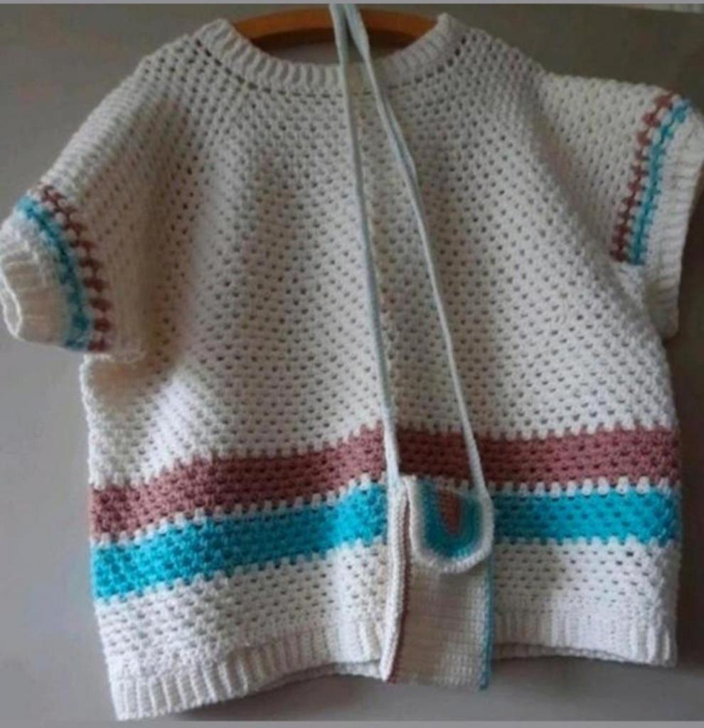 Zelf gehaakt truitje maat 46/48 met bijpassend tasje, Ophalen of Verzenden, Nieuw, Maat 46/48 (XL) of groter, Wit