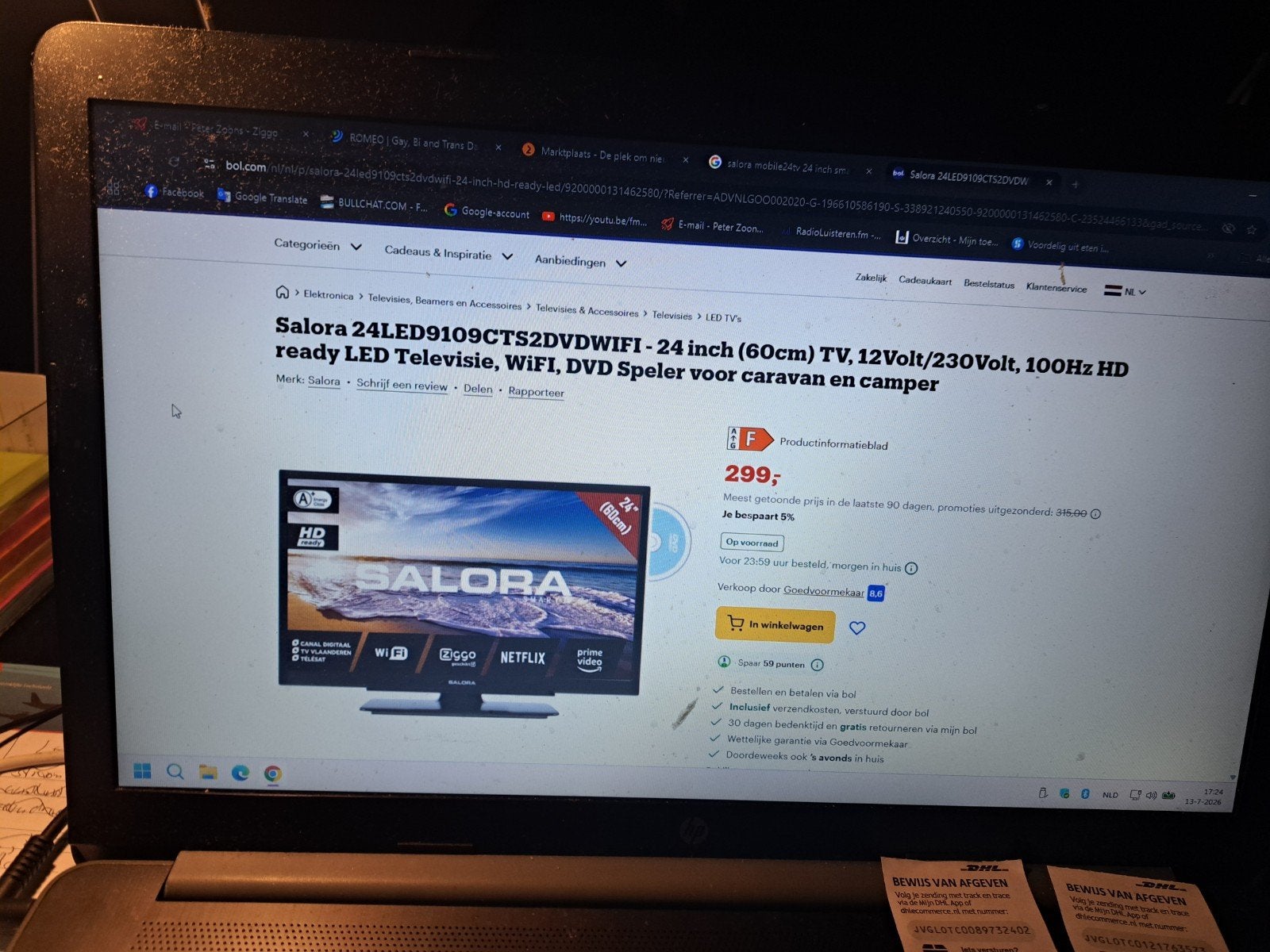 salora 24 inch smart tv  met dvd/wifi  voor 12v/230 camper, Ophalen, Zo goed als nieuw