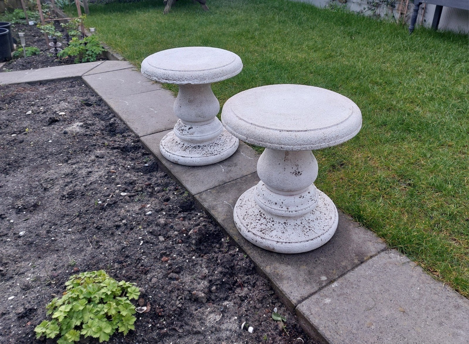 Tuinkrukjes/ beton /sier zuil/pilaar/oranment, Tuin en Terras, Ophalen