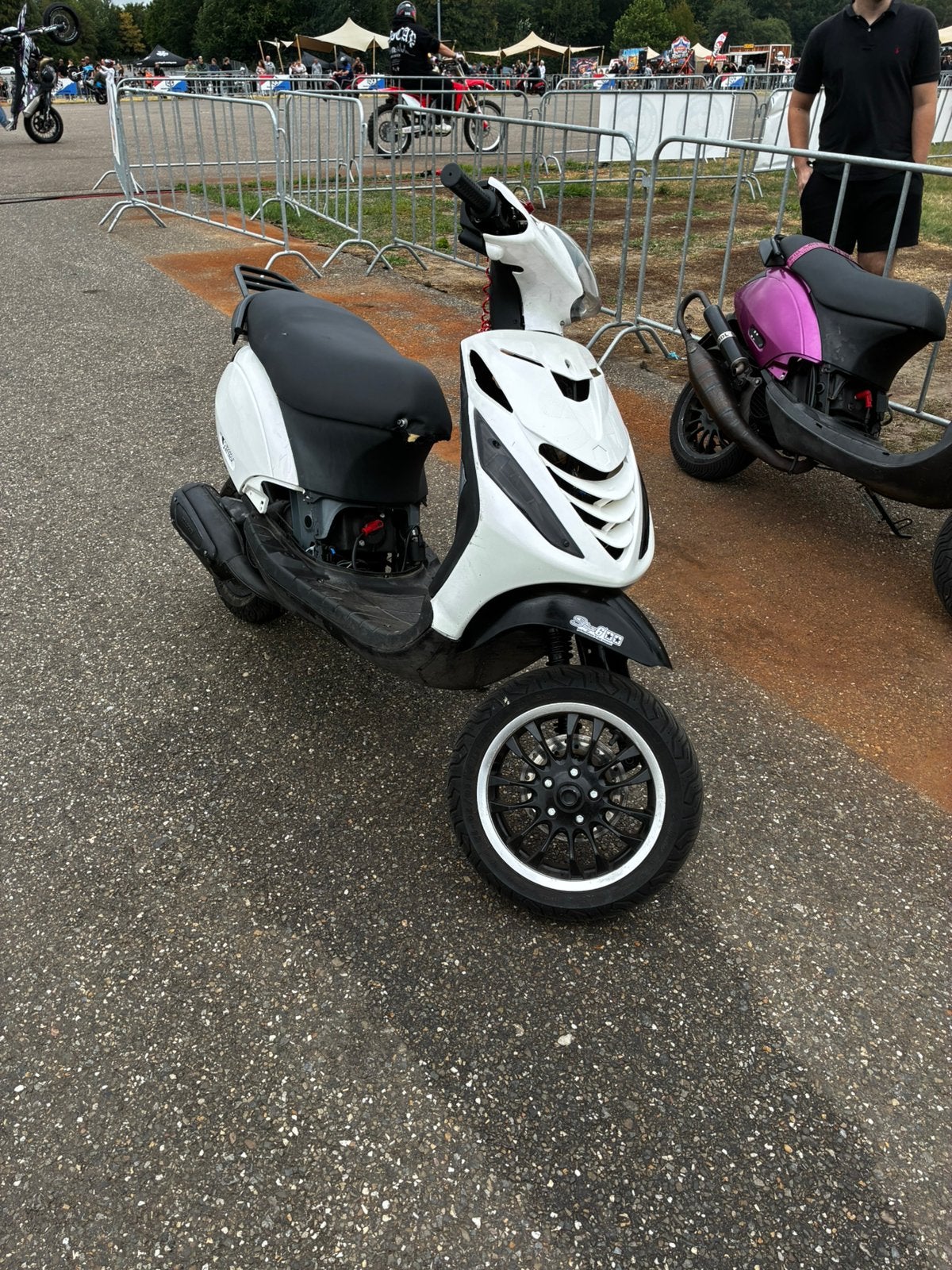 Vespa sprint velg, Fietsen en Brommers, Scooters | Piaggio, Ophalen of Verzenden, Zo goed als nieuw, Benzine, Overige modellen