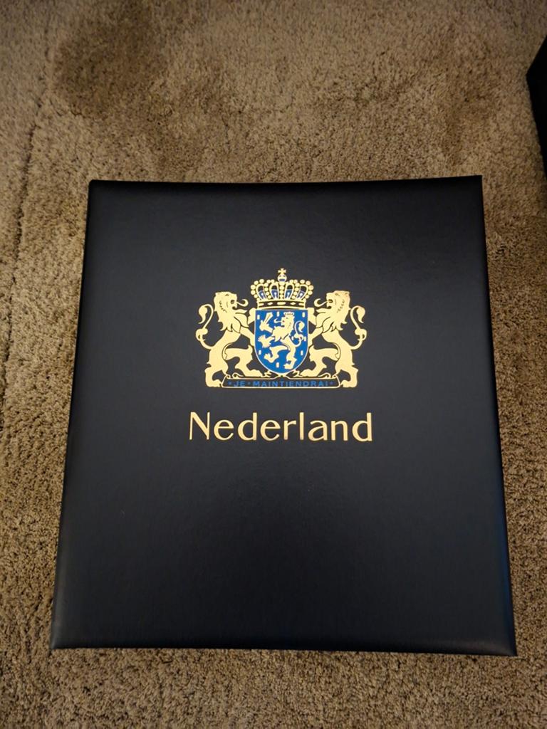 Davo luxe deel V Nederland, Postzegels en Munten, Postzegels | Toebehoren, Ophalen, Verzamelalbum