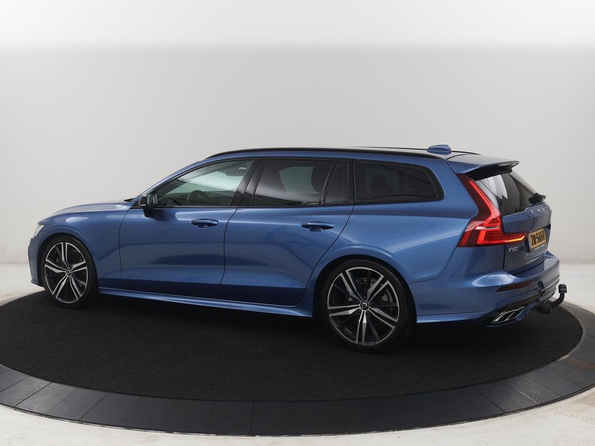 Volvo V60 2.0 T5 R-Design | Trekhaak | Navigatie | Apple car, 15 km/l, Euro 6, 4 cilinders, 1969 cc