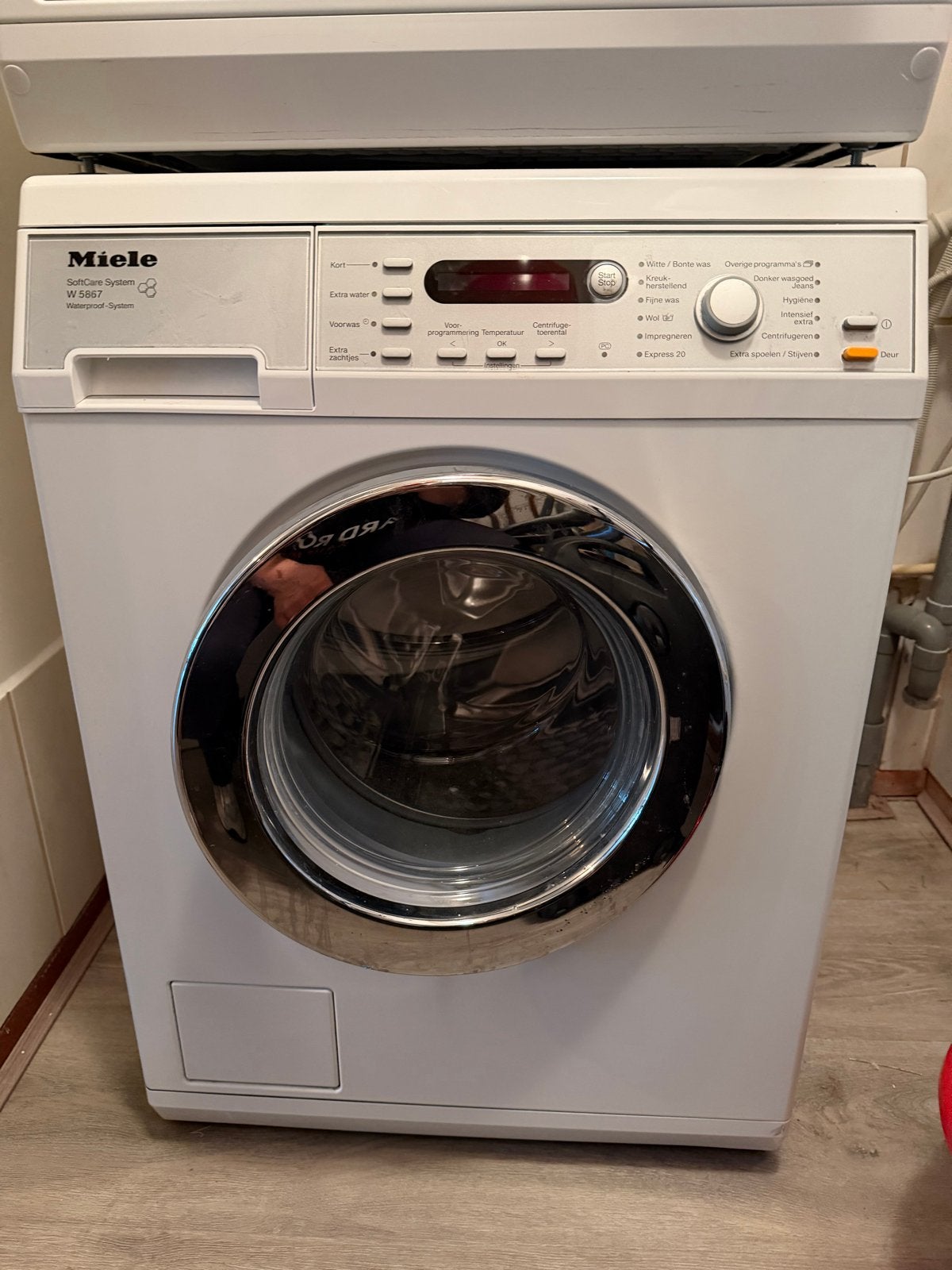 Miele W 5867 SoftCare System Wasmachine, Ophalen, Zo goed als nieuw, Voorlader, Wolwasprogramma