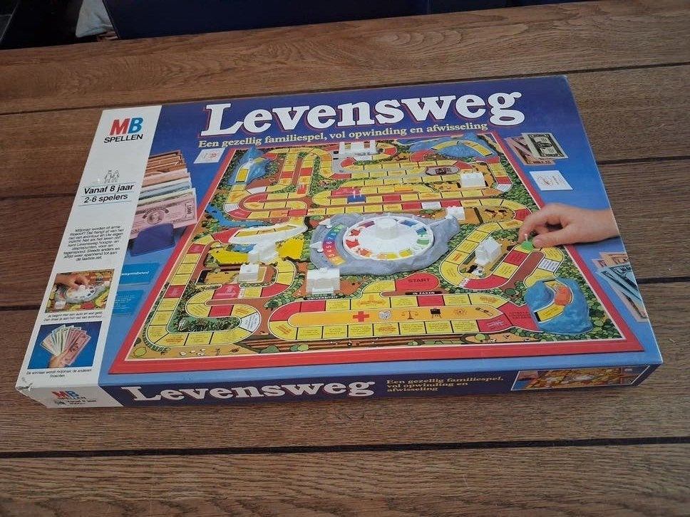 Levensweg bordspel mb vintage spel, Vijf spelers of meer, Ophalen of Verzenden, Gebruikt, MB Spellen