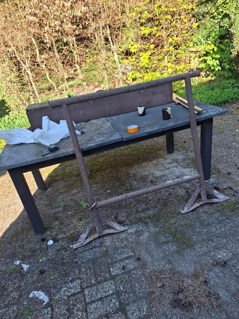 Oudijzer op te halen in Genk, Ophalen, IJzer