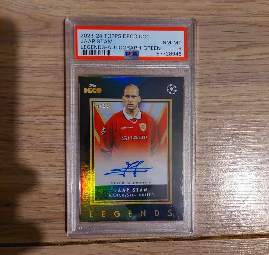 Jaap Stam Autograph PSA 8 74/99 Topps, Ophalen of Verzenden, Zo goed als nieuw, Plaatje