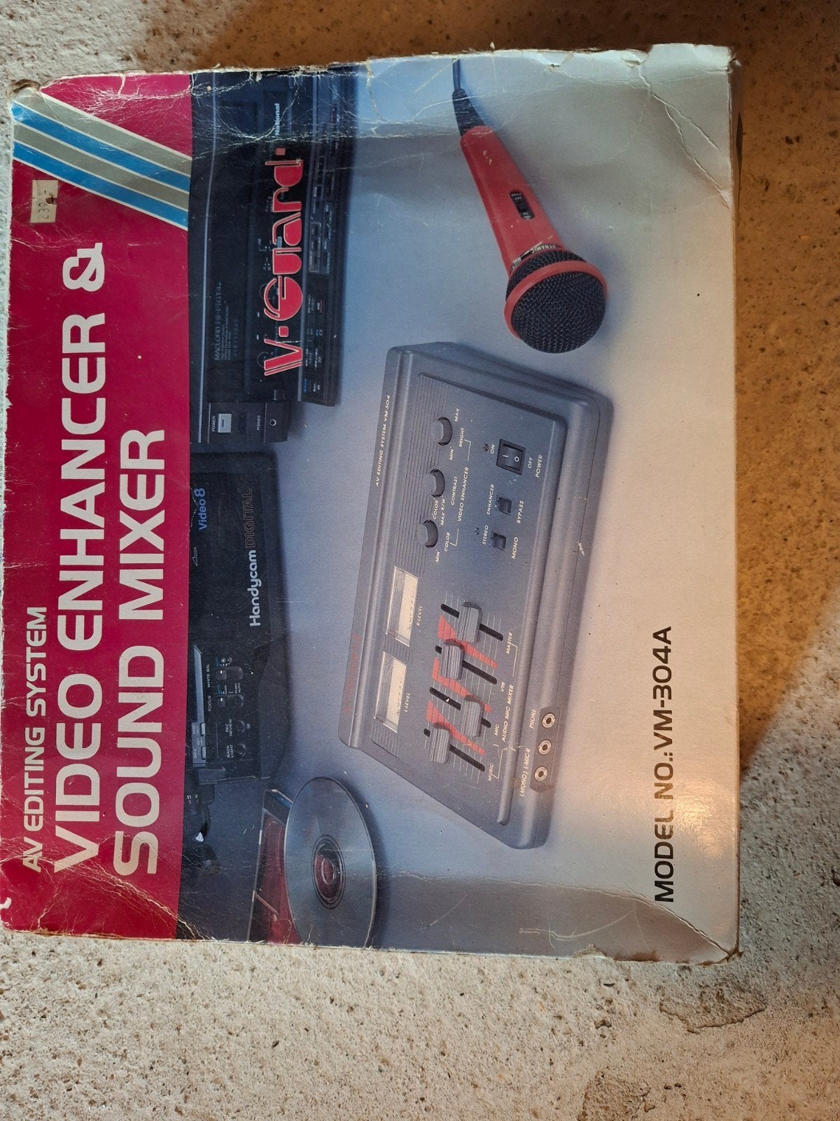 V-Guard VM-304A Video Enhancer & Sound Mixer, Ophalen of Verzenden, Zo goed als nieuw, Video
