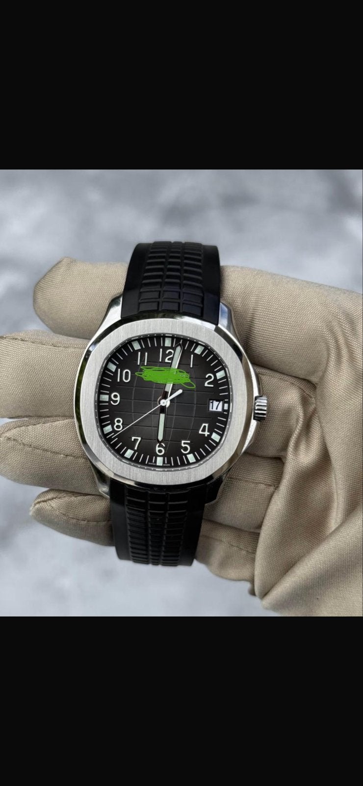 Horloge, Ophalen of Verzenden, Zo goed als nieuw, Zwart, Jongen of Meisje