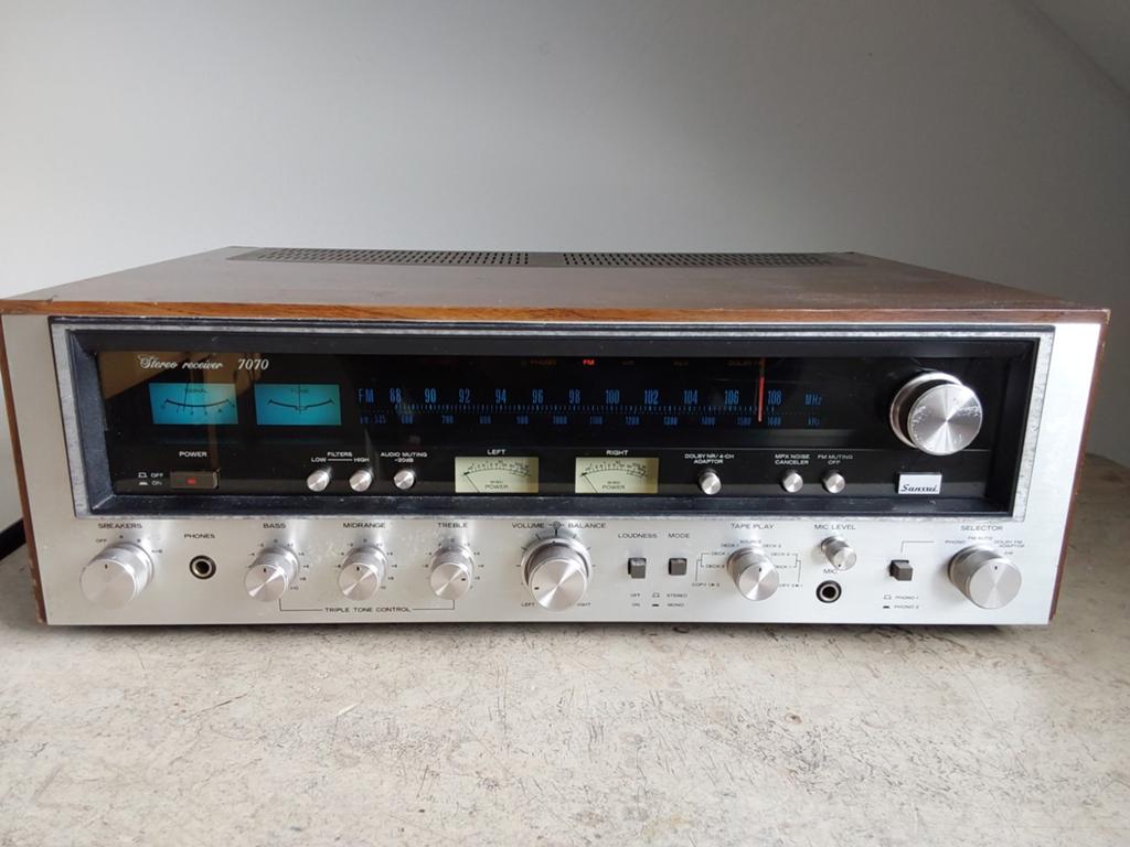 Vintage Sansui 7070 Stereo Receiver - Klassiek Geluid, Audio, Tv en Foto, Versterkers en Receivers, Gebruikt, 60 tot 120 watt