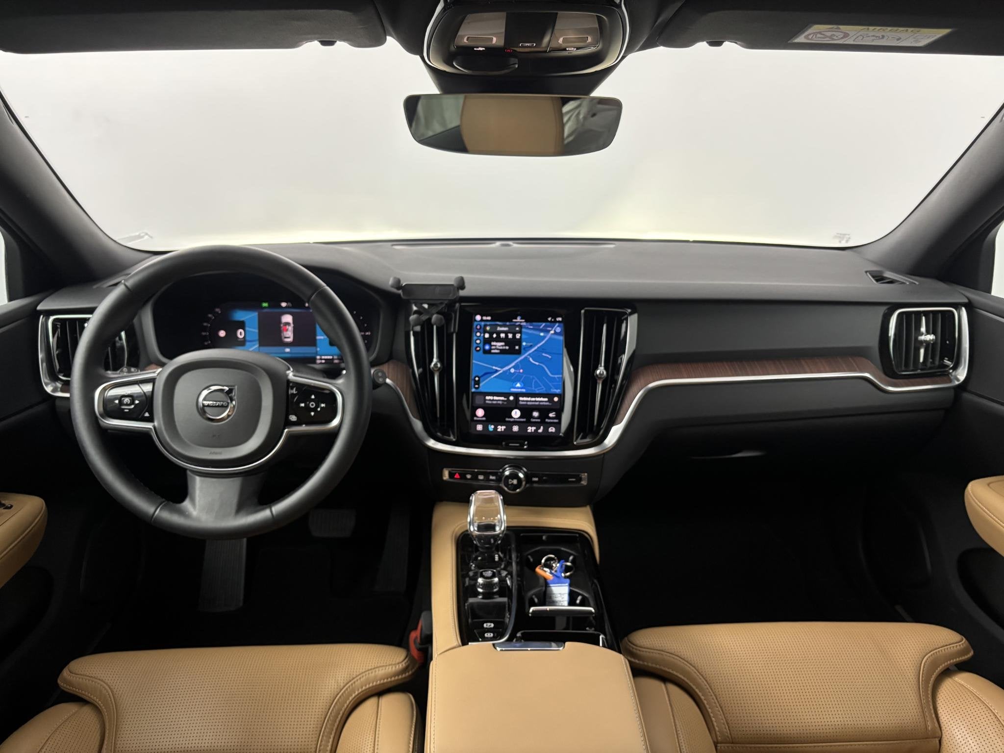 Volvo V60 2.0 T6 Plug-in hybrid AWD Plus Bright | Trekhaak |, Auto's, Automaat, Gebruikt, 4 cilinders, Blauw