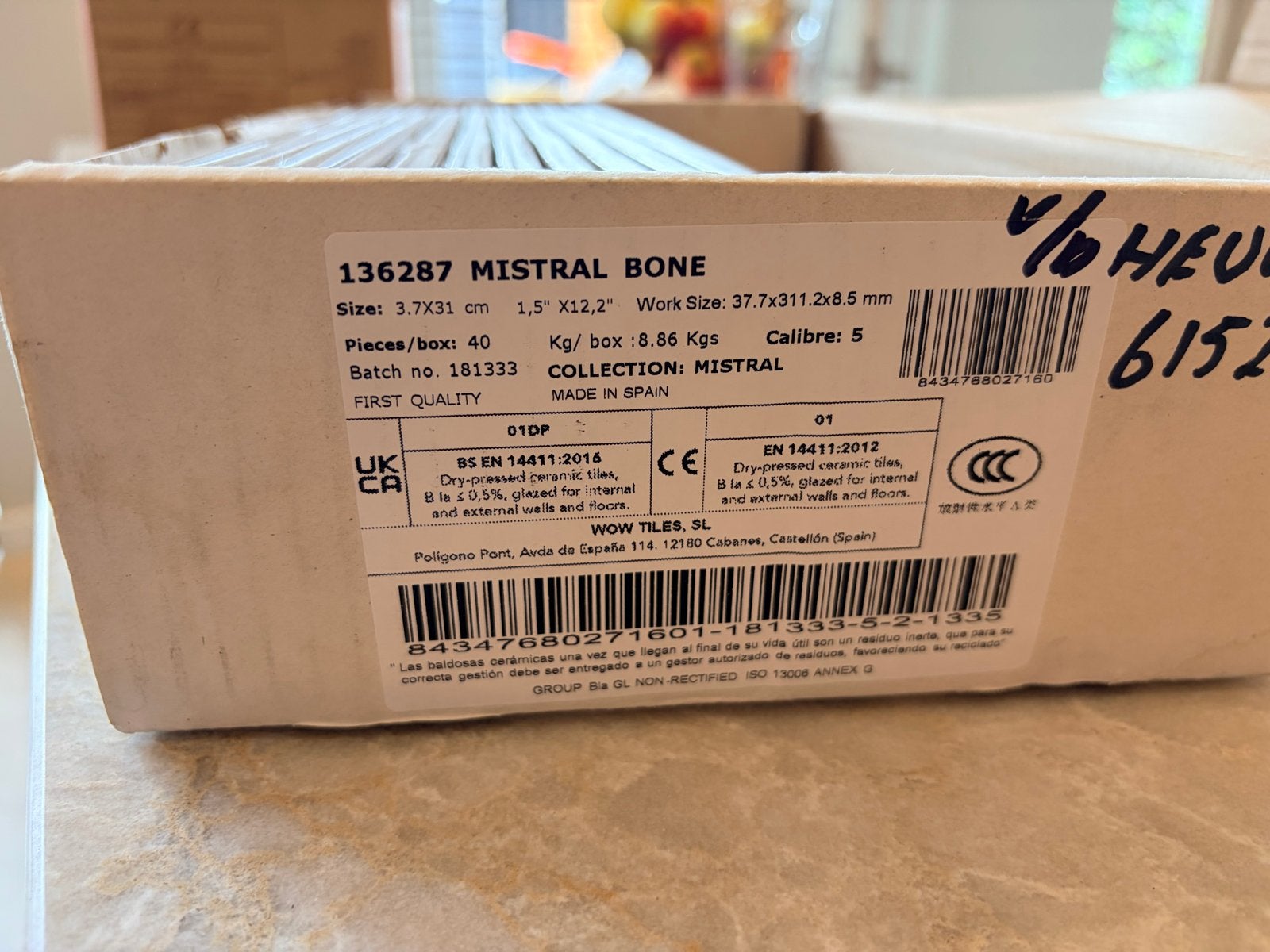33 stuks Mistral Bone keramische wandtegels 37.7x31.2 cm, Ophalen, Nieuw, 20 tot 40 cm, Minder dan 5 m²
