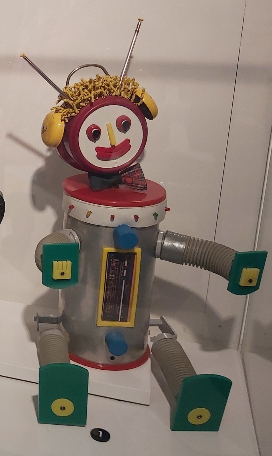 *gezocht* 1:1 Robin de robot (huilende proffessor), Ophalen, Zo goed als nieuw