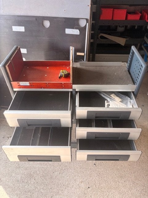 BOTT (1190) L103 B43 H111 €449, Auto diversen, Auto-accessoires, Ophalen, Zo goed als nieuw, Info@laaiin.nl, Laaiin