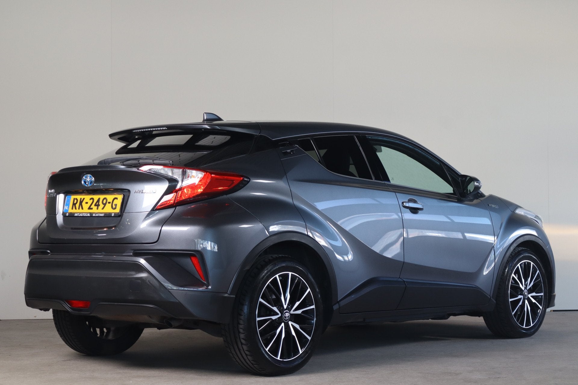 Toyota C-HR 1.8 Hybrid Dynamic - NL- Auto! Stoelverw I Camer, Stof, Euro 6, 4 cilinders, 122 pk