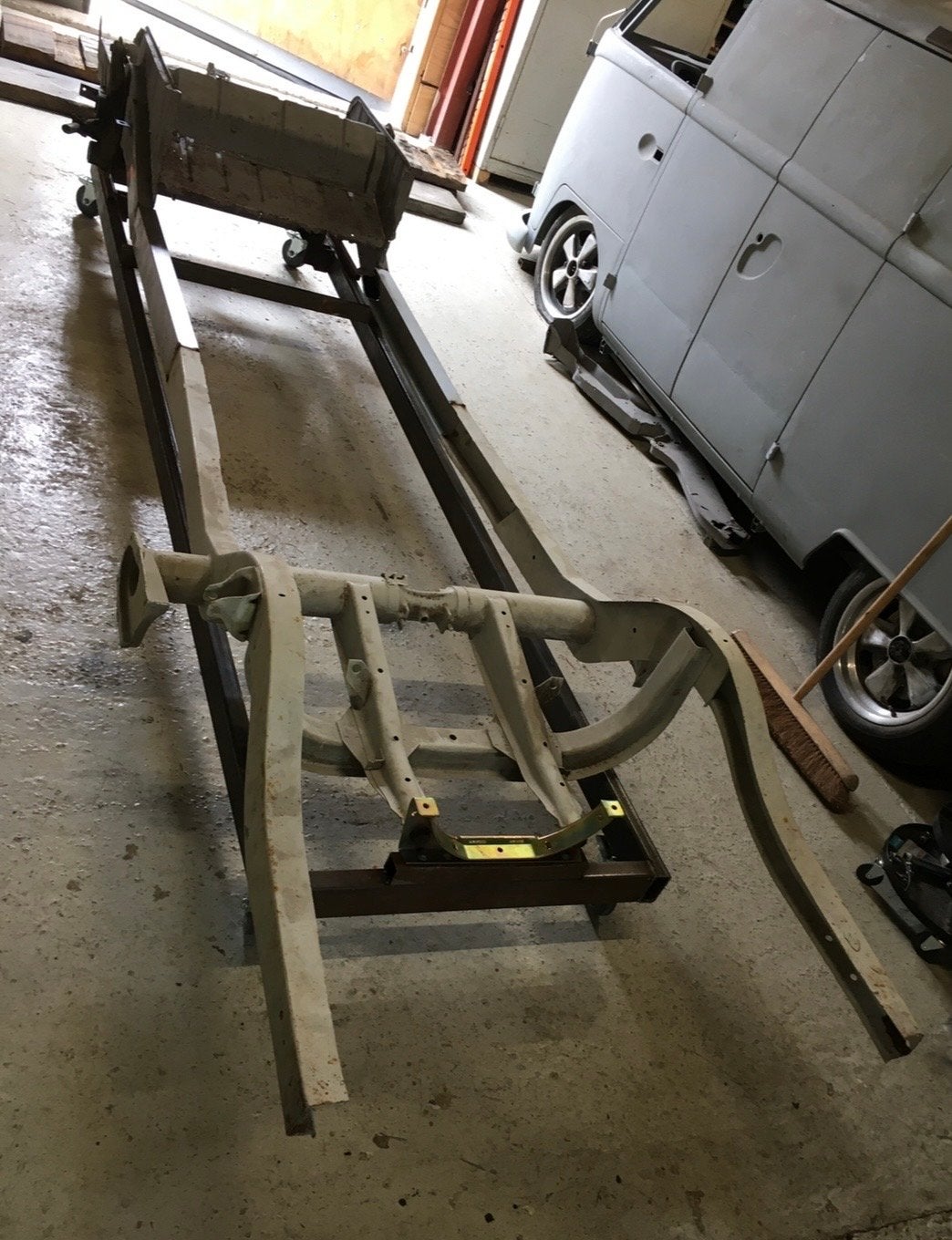 Gezocht: Volkswagen Spijlbus chassis, Auto-onderdelen, Ophalen, Gebruikt, Volkswagen