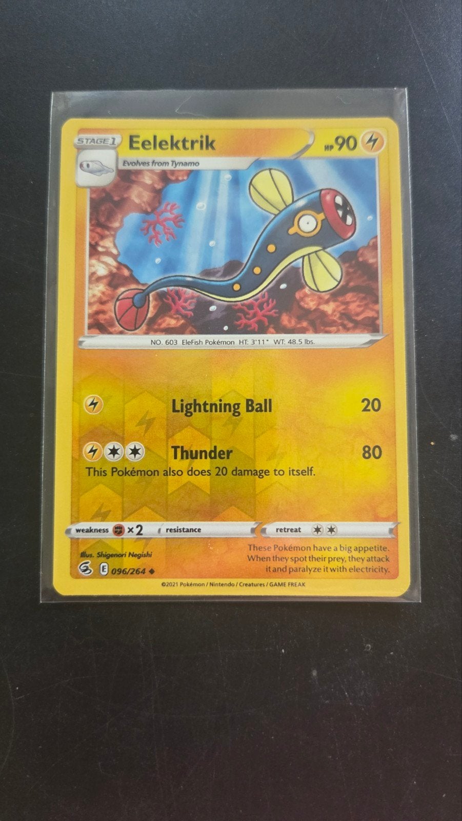 Eelektrik 096/264 Reverse Holo - Fusion Strike, Verzenden, Zo goed als nieuw, Losse kaart, Foil