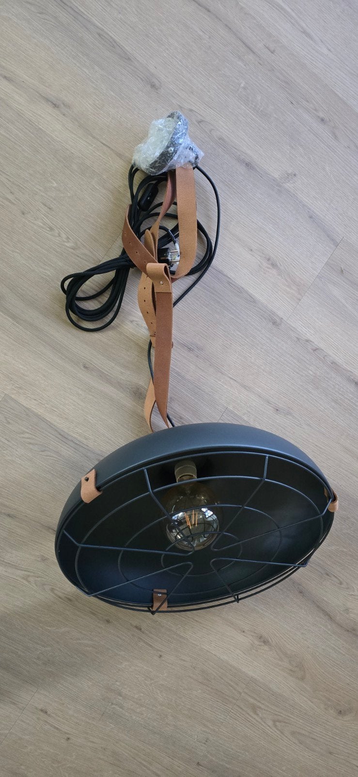 VM-Design Cinto 51 Zwart Hanglamp met Leren Banden, Ophalen, Modern, Industrieel, E27 (groot), Zo goed als nieuw