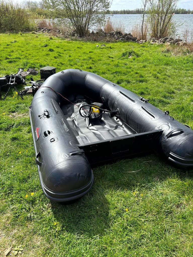 Stargazer 290 airdeck (raptor,nash,trakker,fox), Watersport en Boten, Hengelsport | Karpervissen, Ophalen, Zo goed als nieuw, Overige typen