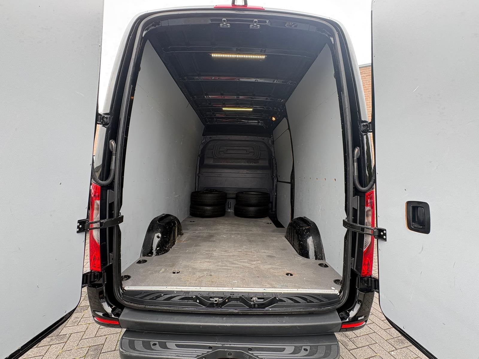 Mercedes-Benz Sprinter 317CDI 170PK L2H2 RWD 3.500KG Trekhaa, Automaat, Gebruikt, 4 cilinders, Met garantie (alle)