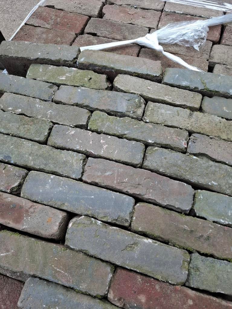 Oude gebakken waaltjes op pallets 22m2, Ophalen, Gebruikt, Keramiek, Klinkers