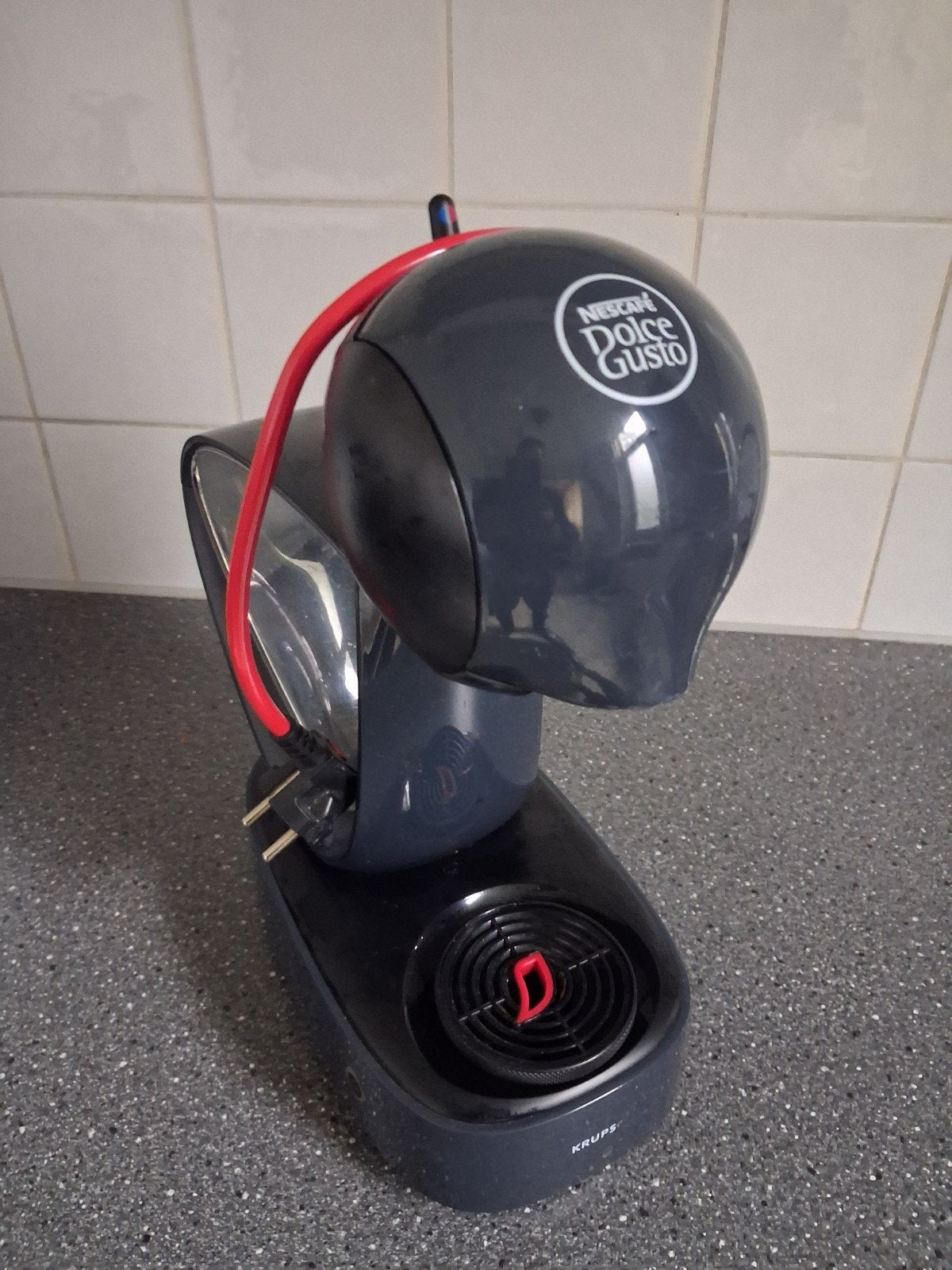Nescaf&eacute; Dolce Gusto Krups koffiezetapparaat, Ophalen, Gebruikt, Koffiemachine, Koffiepads en cups