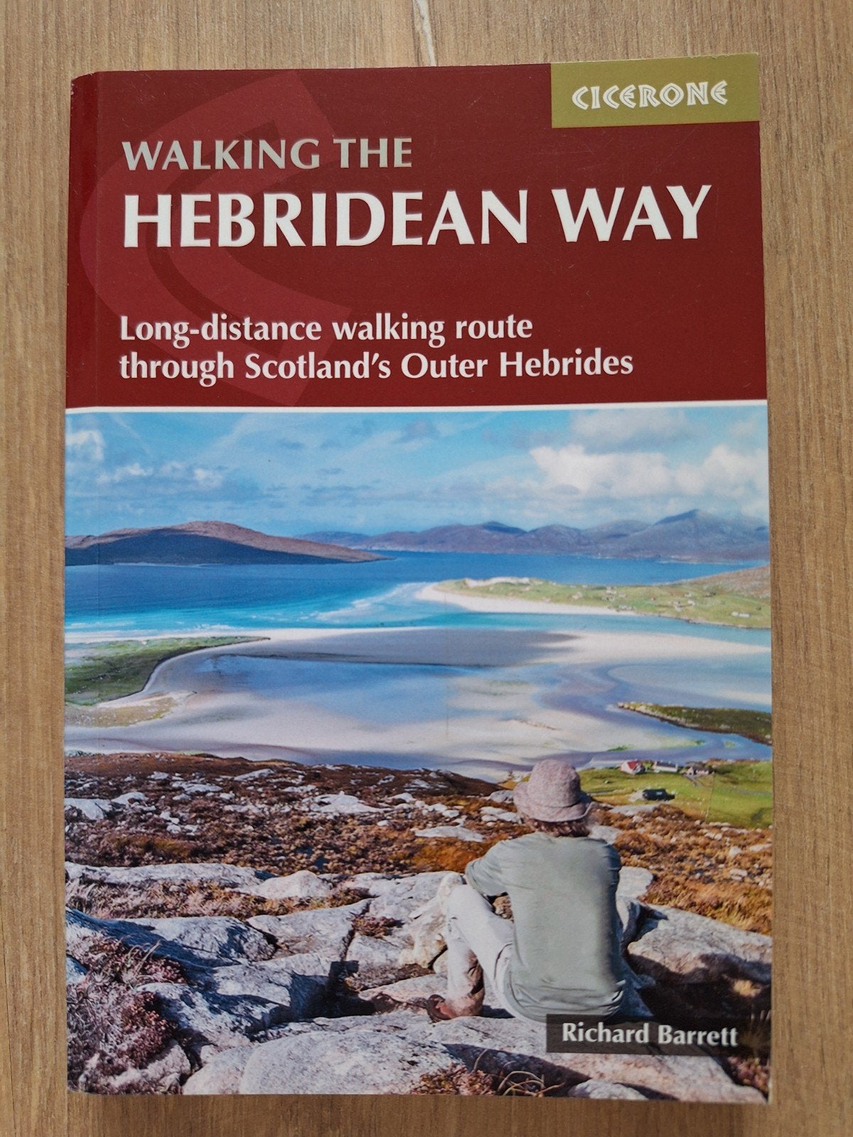 Wandelgids Walking the Hebridean Way, Boeken, Atlassen en Landkaarten, Richard Barrett, Verenigd Koninkrijk, Verzenden, Nieuw