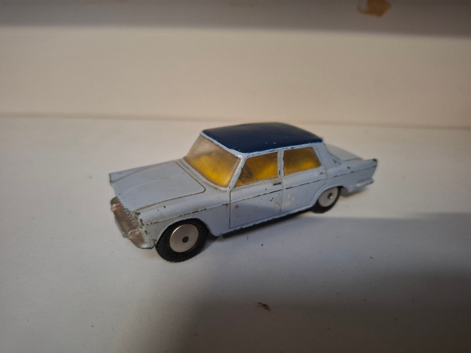 Fiat corgi toys, Ophalen of Verzenden, Gebruikt, Auto