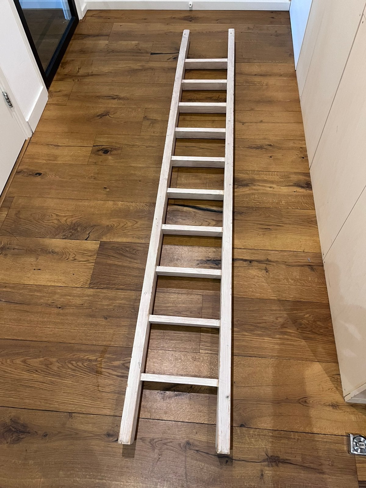 Stevige houten trap - 2.70 meter lang, Doe-het-zelf en Verbouw, Ladders en Trappen, Ophalen, Gebruikt, Ladder, 2 tot 4 meter